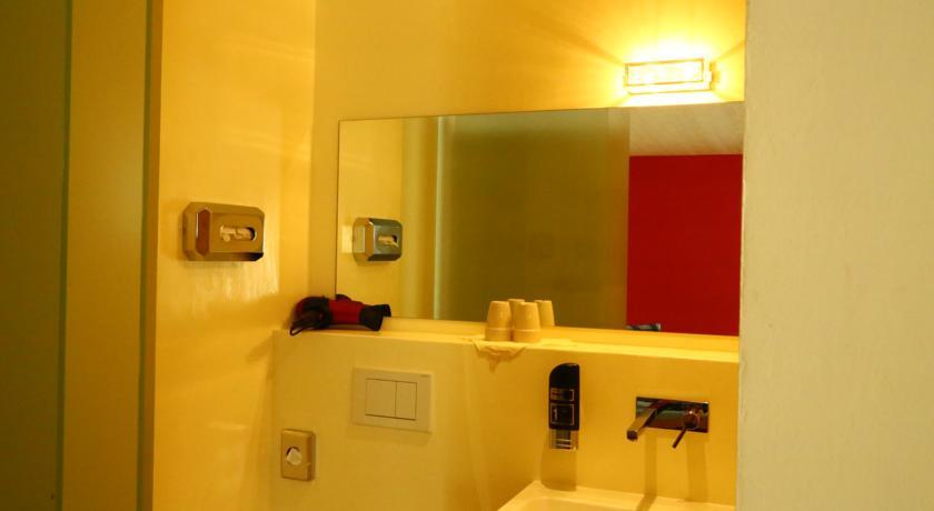 Hotel Bellavista Ftan Bilik gambar
